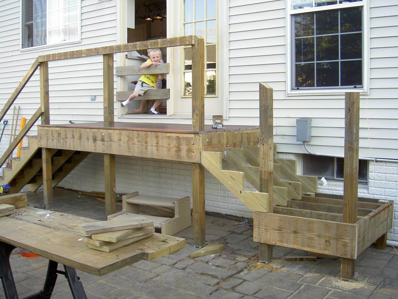 Пристроить крыльцо к деревянному дому своими руками